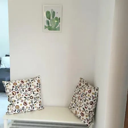 Apartments Novi Vinodolski 公寓 *
